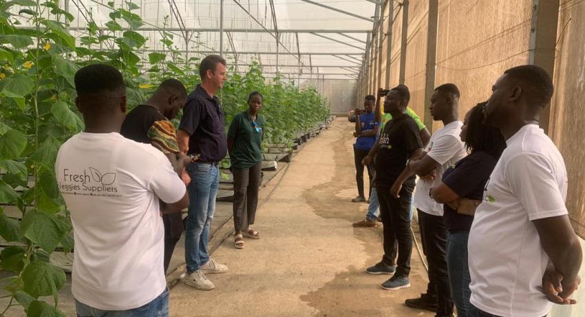 Dutch agribusiness giants visit Fresh Logistics’ greenhouses, strengthen ties